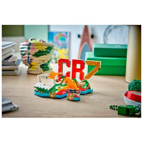 LEGO Editions. 43012, Cristiano Ronaldo: Fenómenos del Fútbol.