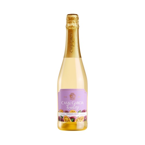CASAL GARCIA Fruitzy Vino blanco frizzante aromatizado con maracuya botella 75 cl.
