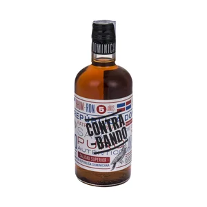 CONTRABANDO Ron dominicano de calidad superior, madurado 5 años en barricas de roble americano CONTRABANDO botella de 70 cl.