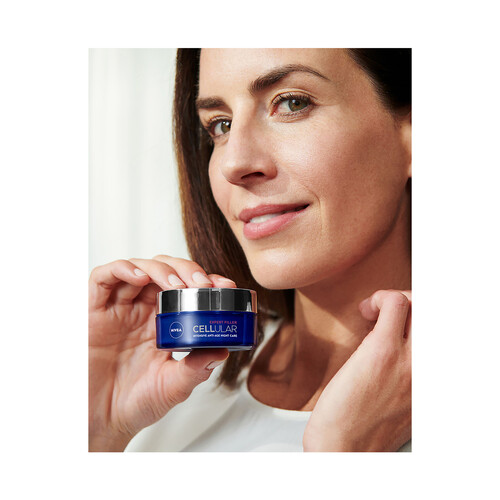 NIVEA Crema de noche antiedad intensiva con ácido Fólico puro y 2 tipos de ácido Hialurónico NIVEA Cellular expert filler 50 ml.