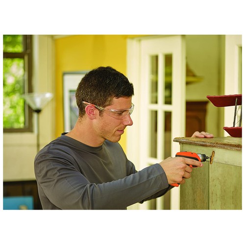 Atornillador eléctrico sin cable, batería litio 3,6V, BLACK + DECKER CS3652LC.