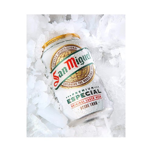 SAN MIGUEL ESPECIAL Cerveza de color dorado brillante con ligero amargor lata 50 cl.