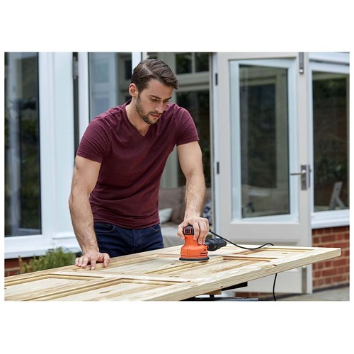 Lijadora Rotorbital 230W, BLACK + DECKER BEW210-QS.