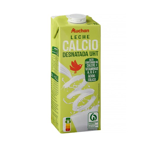 AUCHAN Leche desnatada de vaca enriquecia con calcio y vitaminas A,D y E 1 l Producto Alcampo.