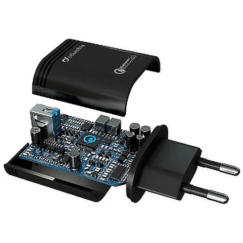 Kit de cargador de red + cable USB-C CELLULAR LINE.