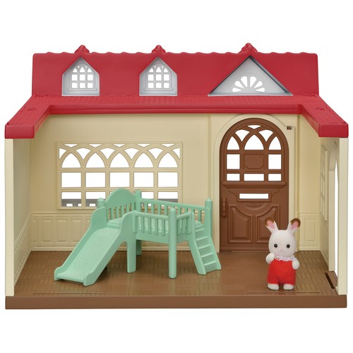Playset La dulce casita de las frambuesas con 1 figura y accesorio incluido, SYLVANIAN FAMILIES.