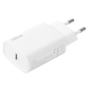 Imagen de Cargador de casa QILIVE, color blanco, entrada USB tipo C, 25W.