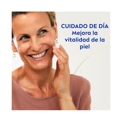 NIVEA 55+ Crema de día revitalizante para piel madura (+55 años), con FPS 15 50 ml.