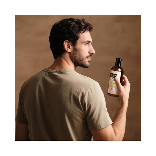 NUGGELA & SULÉ Champú anticaspa, que estimula el crecimiento del cabello 250 ml.