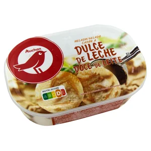 AUCHAN Tarrina de helado con sabor a de dulce de leche 900 ml. Producto Alcampo