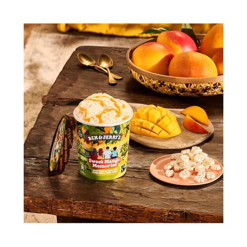 BEN & JERRY"S Helado de nata con salsa de mango y trocitos de chocolate blanco 465 ml.