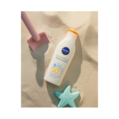 NIVEA Sun kids sensitive Loción solar especial para niños, con factor de protección 50+ (muy alto) 200 ml.