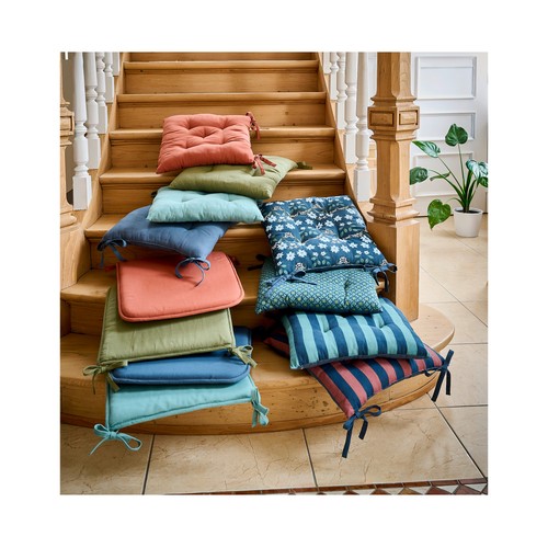 Cojin para silla 40x40x5 modelo capitone estampados modelos surtidos, ACTUEL