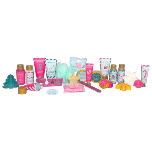 IDC INSTITUTE Calendario de adviento con 24 productos para el cuidado y la higiene femenina.