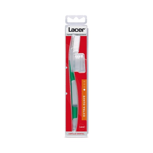 LACER Cepillo de dientes con cabezal de tamaño reducido y cerdas extrasuaves.