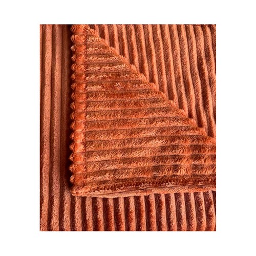 Manta frane canale, 240 x 220, 100% poliéster, 240 gm, color marrón rojizo, ALCAMPO.