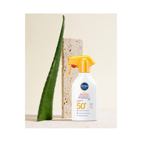 NIVEA Sun sensitive protección Spray solar resistente al agua, sin perfume y con FPS 50+ (muy alto) 270 ml.