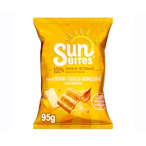SUNBITES Snacks ondulados multicereales, con sabor queso cheddar y cebolla caramelizada 95 g.