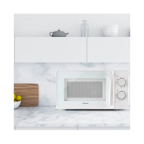 Microondas con grill TAURUS Ready, color blanco, capacidad 20L, potencia 700W, grill: 900W.