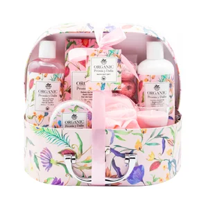 BECASAN NATURE Organic Maleta de cartón duro con productos para el cuidado y la higiene corporal.