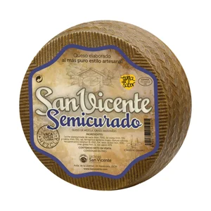 SAN VICENTE Queso mezcla semicurado (vaca, oveja y cabra), cuña.