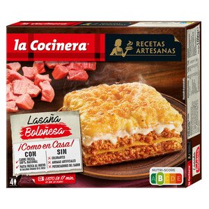 LA COCINERA Lasaña de pasta fresca al huevo, a la boloñesa (con carne 100% nacional) LA COCINERA Recetas artesanas 1 Kg.