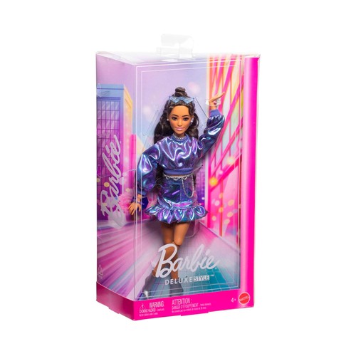 BARBIE Deluxe Metallic Muñeca con Jersey Azul +4 Años