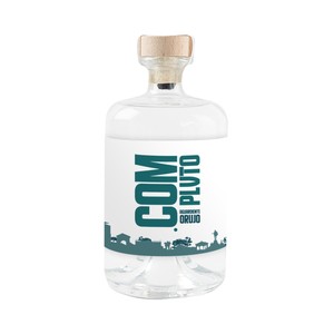 COMPLVTO Aguardiente de orujo gallego, elaborado y embotellado en la Comunidad de Madrid COMPLVTO botella de 70 cl.