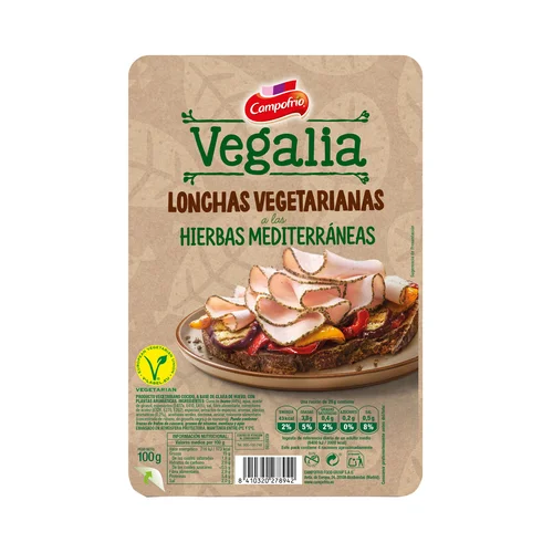 AUCHAN Loncheado vegetariano a base de clara de huevo con verduras y aceitunas Veggie 100 g. Producto Alcampo