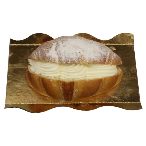 Croissant relleno de nata.