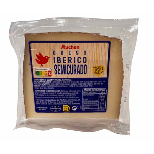 AUCHAN Queso mezcla semicurado, cuña Producto Alcampo.