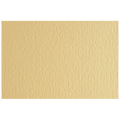 Cartulina con 2 texturas, una lisa y otra rugosa, color sólido crema, tamaño 50x70cm, SADIPAL.