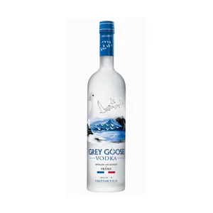 GREY GOOSE Vodka blanco premium elaborado en Francia botella de 70 cl.