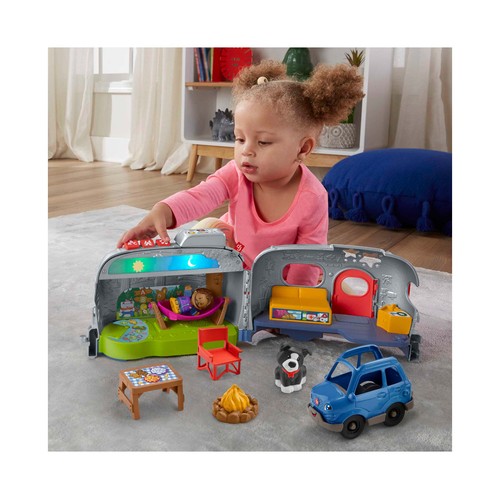 Coche con caravana Vehículo camper con luces y sonidos, FISHER PRICE Little People MATTEL HJN41.