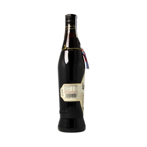 LEGENDARIO Ron añejo de 7 años, elaborado en Cuba LEGENDARIO botella de 70 cl.