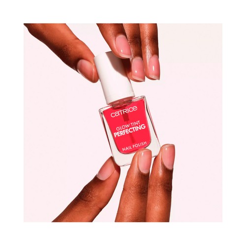 CATRICE Glow tint tono 010 Soft blush, rojo transparente Esmalte de uñas acabado brillante.
