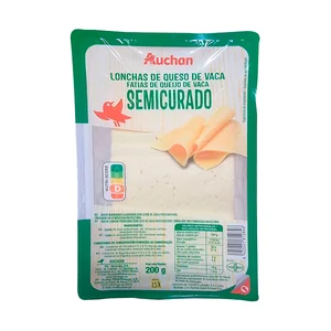 AUCHAN Queso de vaca semicurado en lonchas 200 g Producto Alcampo.