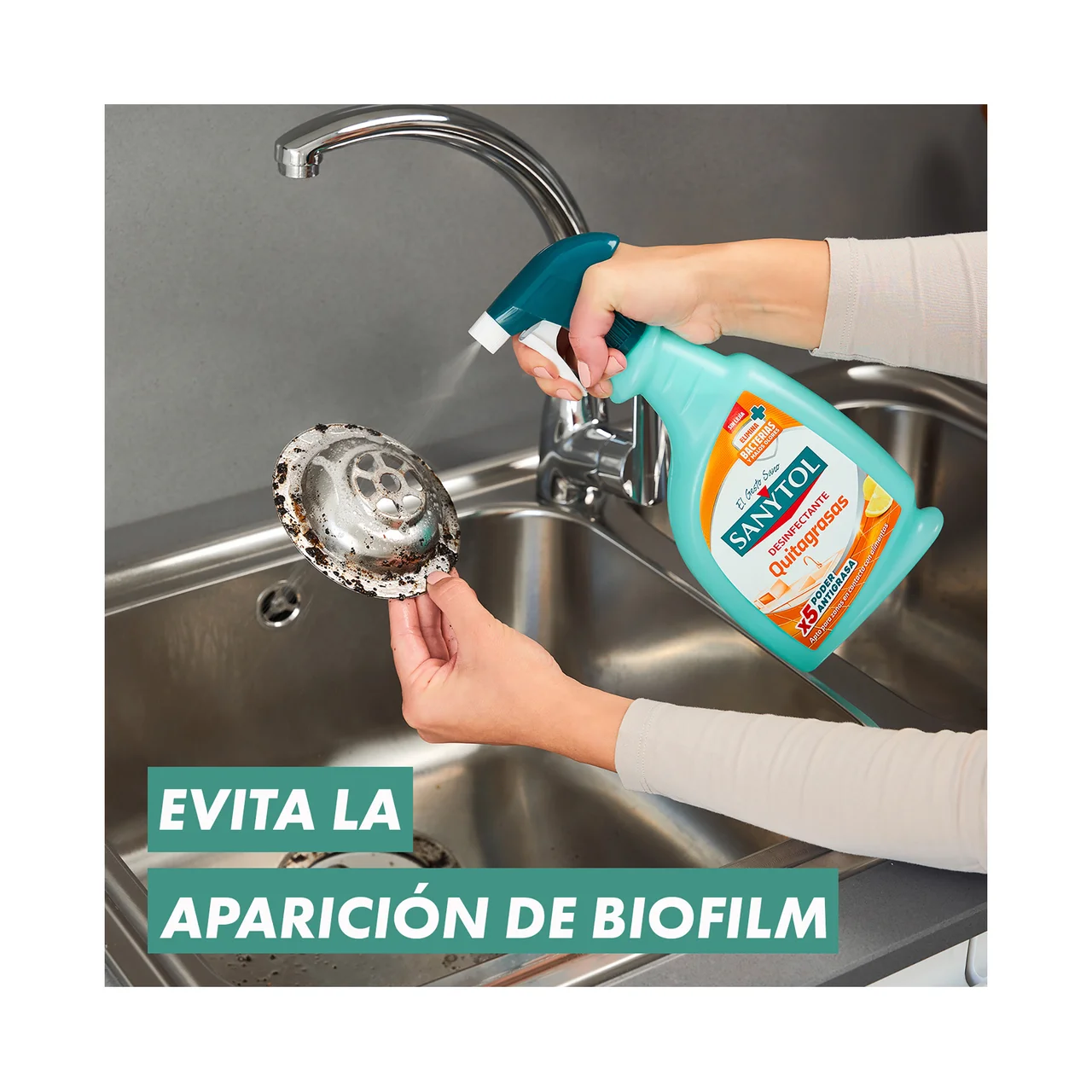 Limpiador de cocinas desinfectante y desengrasante en pistola 750 ml.