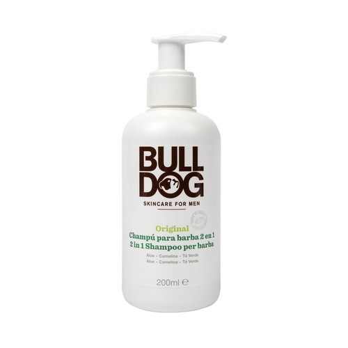 BULLDOG Champú para barba con aloe vera, camelina y té verde de origen natural BULLDOG 200 ml.