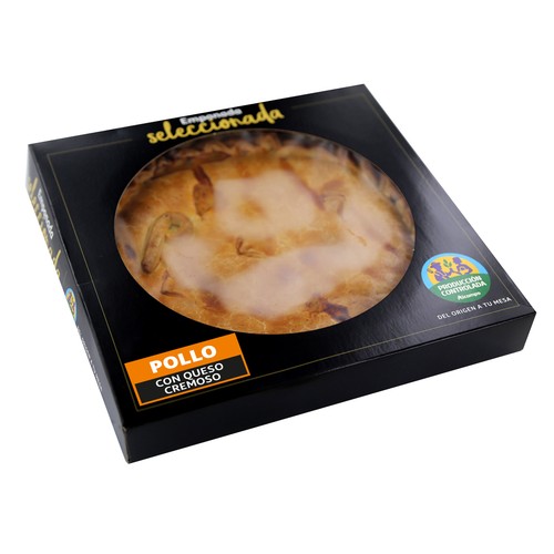 ALCAMPO CULTIVAMOS LO BUENO Empanada de pollo con queso cremoso , 700g.