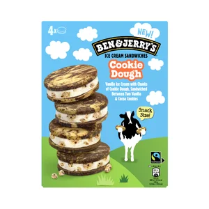 BEN & JERRY´S Cookie dough Sándwich de helado de vainilla con trocitos crujientes de masa de galleta 4 x 68 ml.