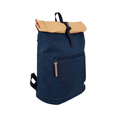 Bolsa de viaje con capacidad para 20L de color azul, AIRPORT ALCAMPO.