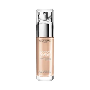 L"ORÉAL PARIS Accord Perfect Tono 1.5  Base maquillaje con textura fundente y sin efecto máscara.