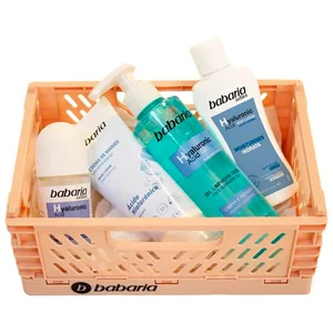BABARIA Cesta con productos para el cuidado personal.