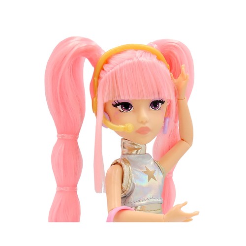K POP idol fashion doll Yuni. IMC TOYS 929531