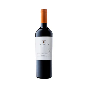 VALTRAVIESO Vino tinto crianza con D.O. Ribera del Duero botella de 75 cl.