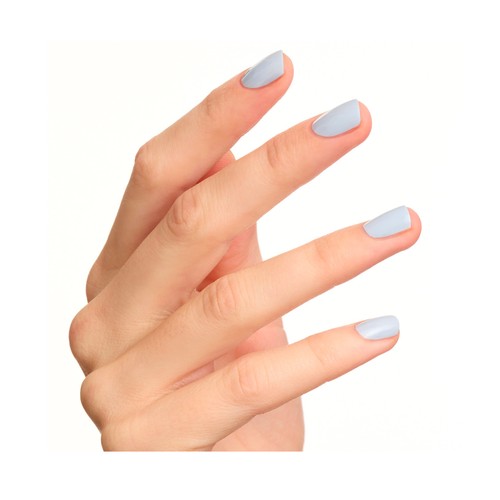 ESSENCE tono 31 Sky´s the limit azul bebé apagado Esmalte de uñas en gel de larga duración.