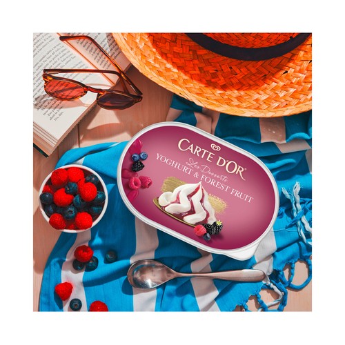 CARTE D'OR Les desserts de Frigo Tarrina de helado de yogur y frutas del bosque 850 ml.