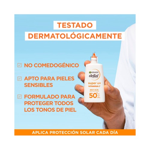 DELIA Super uv de Garnier Protector solar facial con acción anti-manchas oscuras y FPS 50+ (muy alto) 40 ml.