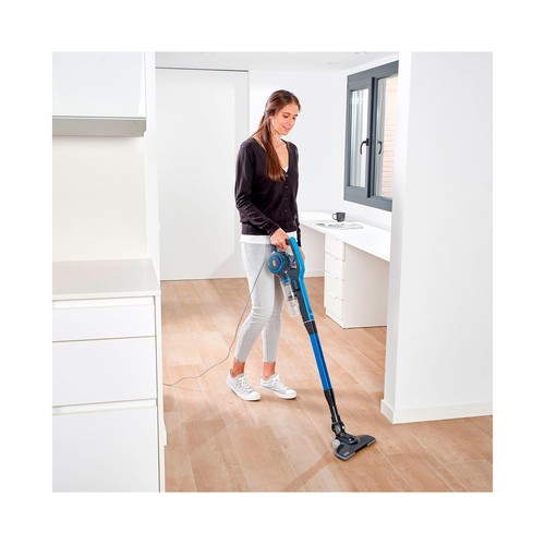 Aspirador escoba 3 en 1 con cable BLACK & DECKER BXVMS600E, 600W, Color azul.